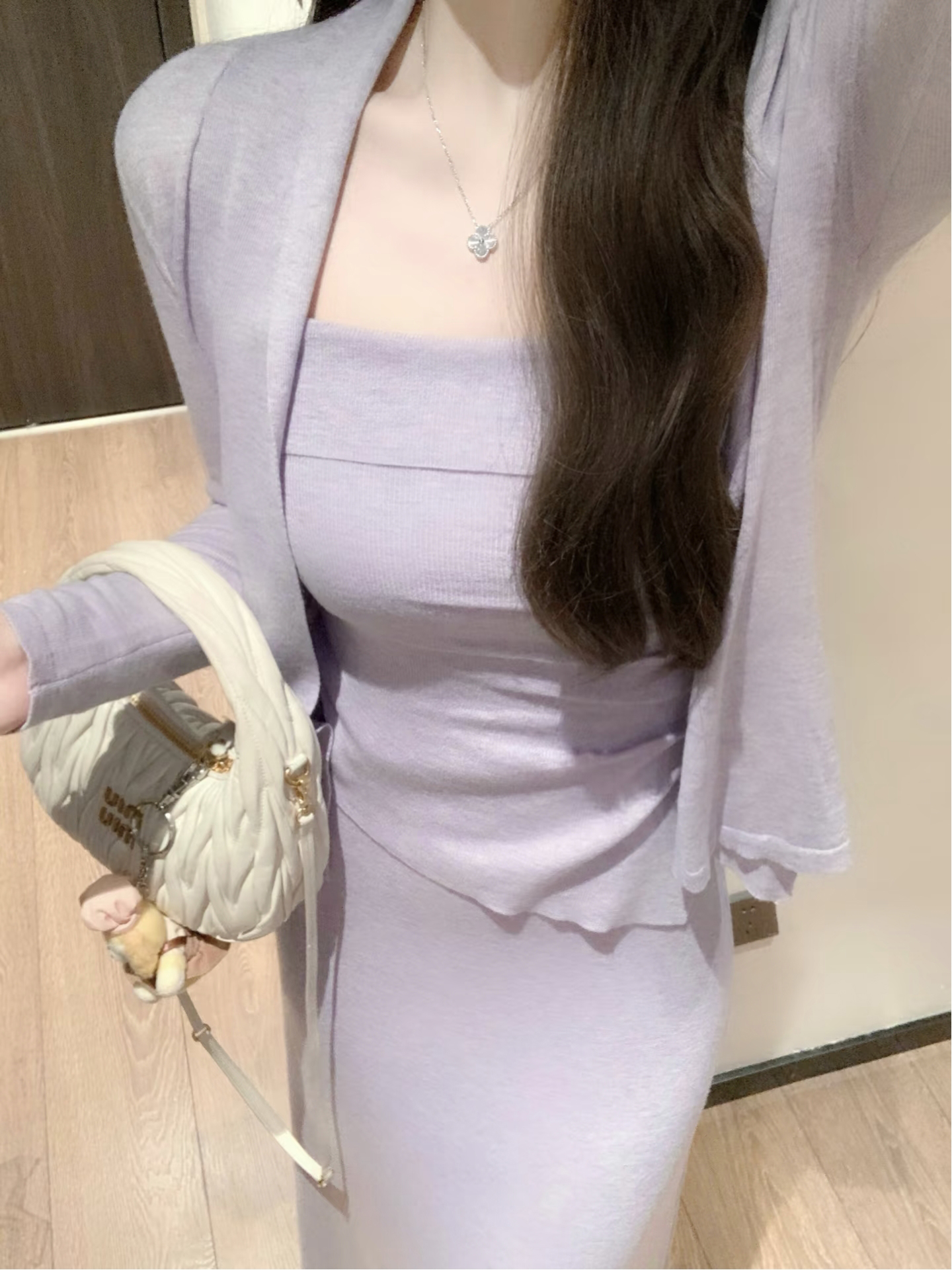 1761267119531_2D2Uge.jpg