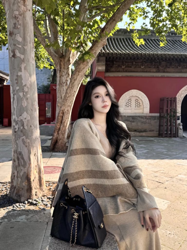 Women's Long Sleeve Knit Dress 2026 Spring Inner Layer Slimming Knit Skirt