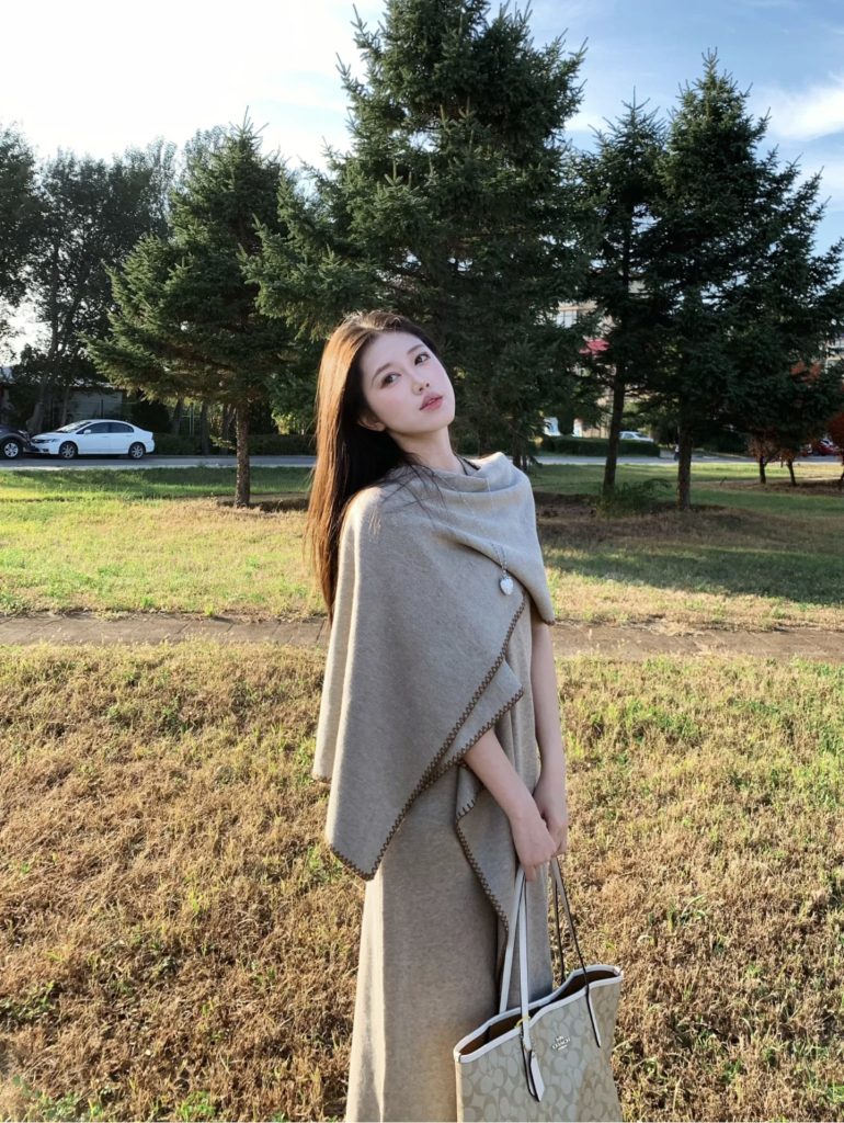 Women's French Style Cape Dress Set Autumn Knit Two-Piece